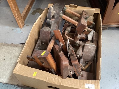 Lot 652 - Collection of vintage woodworking tools