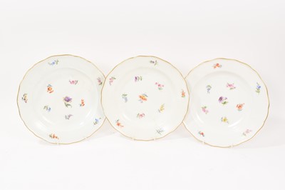 Lot 215 - Three Meissen dishes