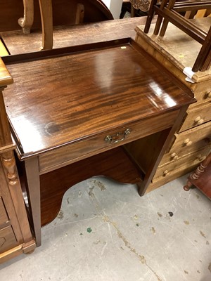 Lot 1355 - Mahogany washstand with single drawer on square taper legs with shaped undertier, 71.5cm wide, 48cm deep, 80cm high