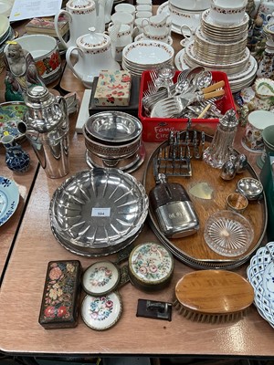 Lot 504 - Group of silver plated wares to include curtlery, hip flask and cocktail shaker.