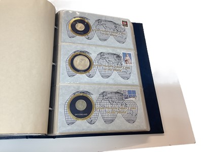 Lot 429 - World - A Franklin Mint album containing 'Great Historic Silver Coins of The World'