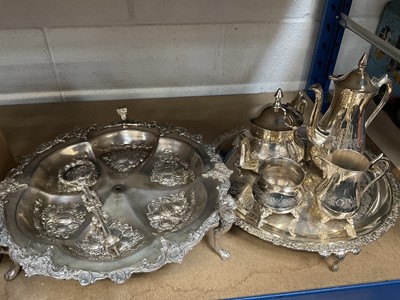 Lot 256 - Silver plated Kings pattern cutlery, plated coffee set and plated items