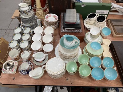 Lot 430 - Four Wade tea plates and cups together with Art Deco teaset and various other teawares and sundries.