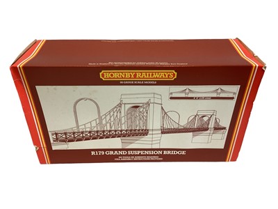 Lot 1843 - Hornby OO Gauge Mainline Station No.R199 (x2), Grand Suspension Bridge No.R179, Ford Tank Engine & Branded Rolling Stock, all boxed (1 box)