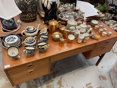 Lot 541 - Gilt coffee service, tea service and other ceramics.