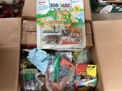 Lot 1877 - Selection of plastic Zoo & Farm animals (3 boxes)