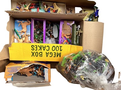 Lot 1882 - Timpo Ceremonial Gun Party, in original Window box (crumpled) No.281, plus mixed Britains Deetail and Timpo Soldier (1 box)