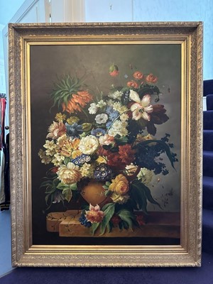 Lot 1018 - Dutch-style oil on canvas - Still Life Summer Flowers, 121cm x 90cm, in gilt frame