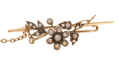 Lot 509 - Victorian diamond floral spray brooch