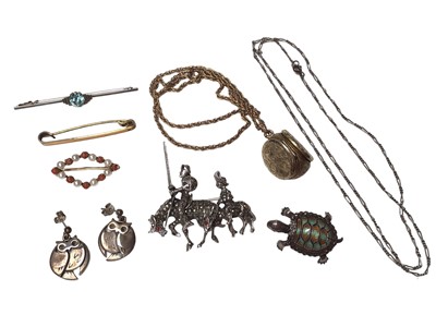 Lot 234 - Group of antique and later jewellery