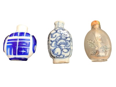 Lot 2517 - Group of nine Chinese glass and ceramic snuff bottles