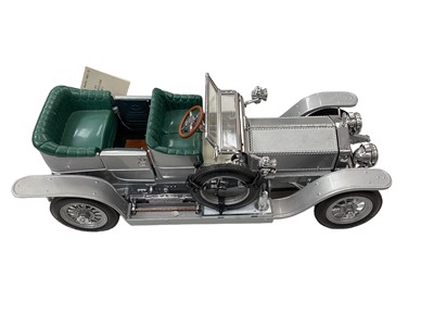 Lot 1939 - Franklin Mint models 1:24 scale 1930 452 Cadillac Imperial Sedan, 1938 Alvis 4.3 litre, 1935 Auburn 851 Speedster, 1907 Rolls Royce Silver Ghost, 1927 Stutz Black Hawk Speedstar, 1949 Jaguar YK 120...