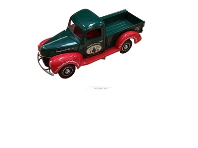 Lot 1941 - Franklin Mint models 1:24 scale 1936 Bugatti Atalante, 1954 Mercedes Benz 300 SL, 1932 Ford Convertible Sedan Bonnie & Clyde edition, 1934 Packard V12 Lebanon, 1936 Mercedes Benz 500K, 1936 Ford De...