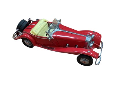 Lot 1941 - Franklin Mint models 1:24 scale 1936 Bugatti Atalante, 1954 Mercedes Benz 300 SL, 1932 Ford Convertible Sedan Bonnie & Clyde edition, 1934 Packard V12 Lebanon, 1936 Mercedes Benz 500K, 1936 Ford De...