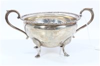 Lot 197 - Contemporary Silverer sugar bowl of circular...