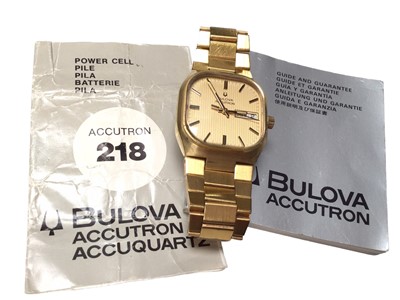 Lot 349 - 1970's Gentleman's Bulova Accutron 218 calendar wristwatch with manuals.