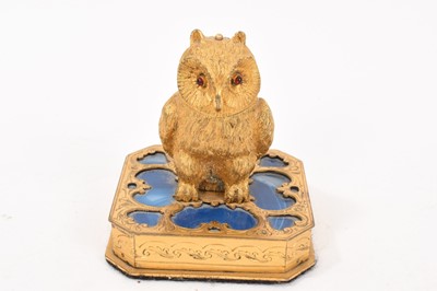 Lot 743 - Good quality 19th century gilt brass novelty inkwell in the form of an owl