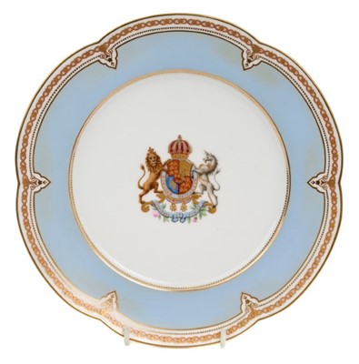 Lot 81 - Fine Mid-19th century French porcelain Royal House of Hanover dinner plate
