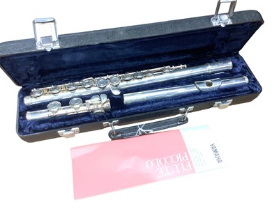 Lot 2231 - Earlham flute in case