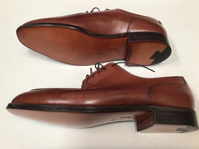 Lot 2133 - Crockett & Jones men's shoes mid tan leather size 9 1/2