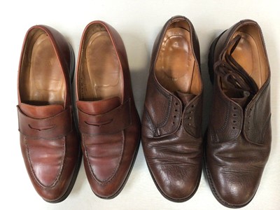 Lot 2137 - Men's shoes including Crockett & Jones Mid tan loafers, Itshide Commando, Hugo Boss suede boots all size 9 1/2, Polo Ralph Lauren sandels, Ted Baker deck shoes size 10. La Portegna soft yellow shoe...