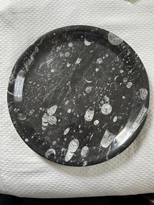 Lot 1560 - Fossil marble dished tray