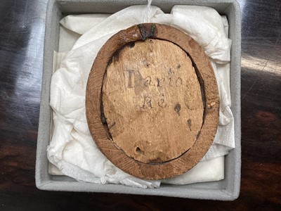 Lot 1669 - Classical carved shell cameo in gilt frame, 18th century or earlier