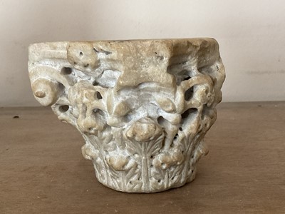 Lot 1584 - Roman carved marble column capital