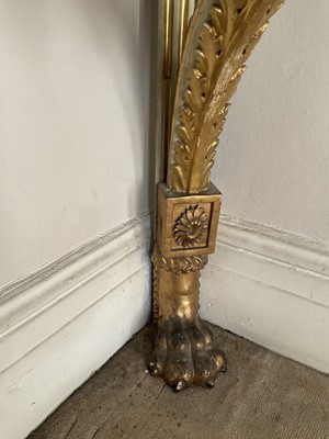 Lot 1618 - Fine quality pair of early 19th century French marble topped carved and gilded corner tables