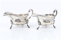 Lot 278 - Pair contemporary Silverer sauce boats in the...