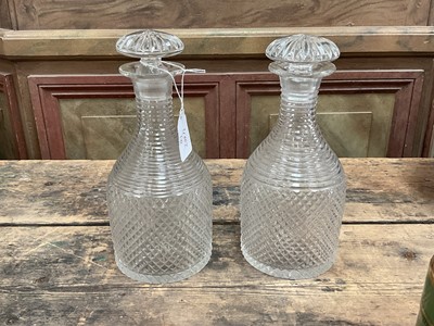 Lot 22 - Pair of Regency star-cut glass decanters and stoppers