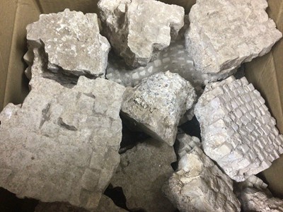 Lot 784 - Collection of Roman mosaic fragments, the largest approximately 17cm long