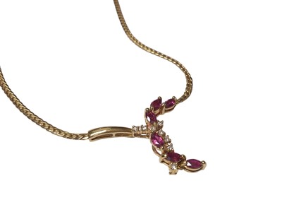 Lot 72 - 18ct gold ruby and diamond necklace