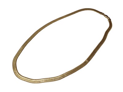 Lot 73 - 18ct gold herringbone necklace