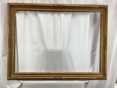 Lot 304 - A gilt picture frame