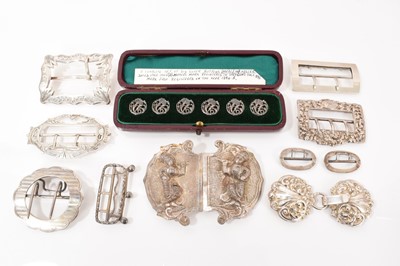 Lot 423 - Group of antique silver buttons and buckles to include a set of six Edwardian silver buttons Chester 1902 in fitted leather box.