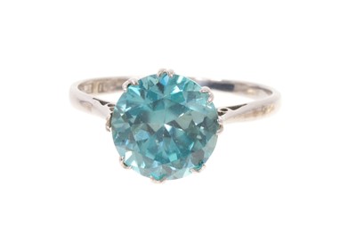 Lot 453 - Blue zircon solitaire on 18ct white gold band