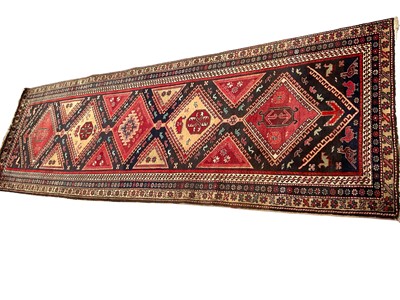 Lot 1404 - Kashgai runner