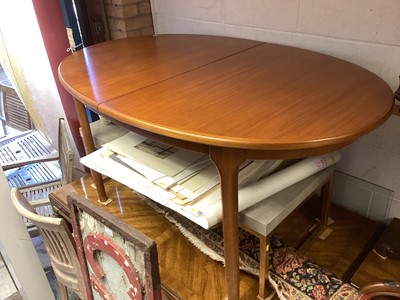 Lot 1373 - Mid century dining table