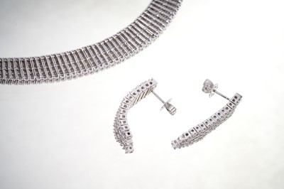 Lot 492 - Contemporary 18ct white gold diamond necklace and earrings