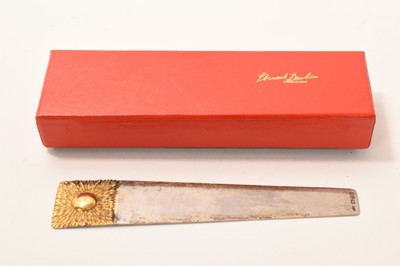 Lot 239 - Stuart Devlin silver bookmark, boxed