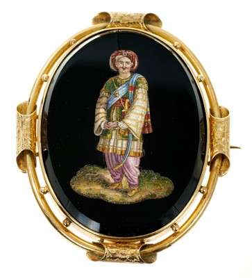 Lot 481 - 19th century Italian micro-mosaic brooch