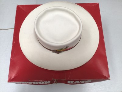 Lot 2102 - Stetson Hats Denver cream Stetson, size 7¼, new in box