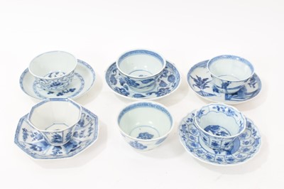 Lot 69 - Group of five 17th/18th century Chinese blue and white porcelain tea bowls and saucers, including one from the Nanking Cargo