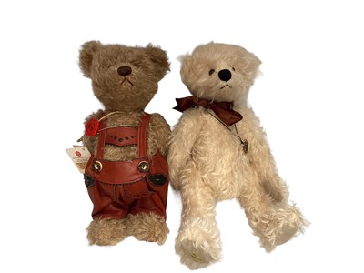 Lot 1806 - Deans Bears 2009 Astronomy, Franzl, 2002 90th year Anniversary, Joey 16of 60 and Romeo 23 of 50