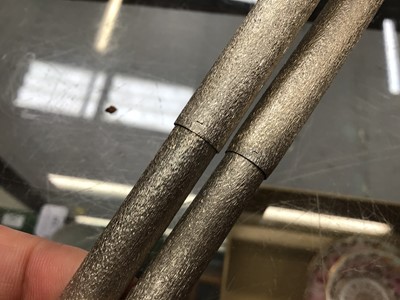 Lot 1037 - Dunhill silver bark effect twin pen set
