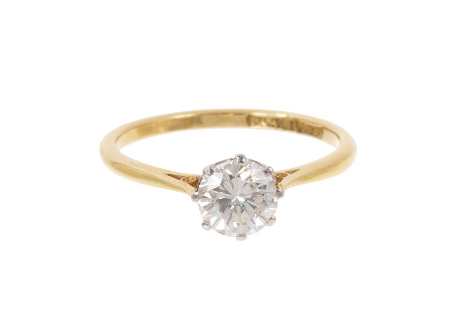 Lot 456 - Single stone diamond ring