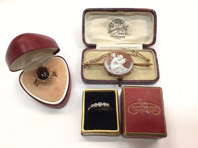 Lot 1003 - 9ct gold diamond five stone ring in platinum illusion setting, 9ct gold red cabochon ring and a gold mounted cameo bar brooch (3)