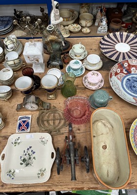 Lot 12 - Mixed decorative lot to include pair of urns, teaware and china and glass and a figure of the Ski Trooper