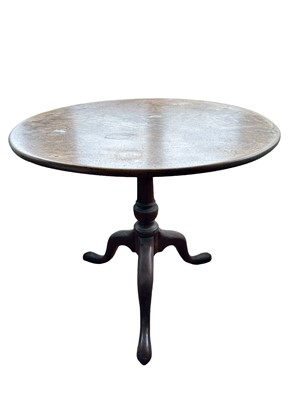 Lot 1276 - George III mahogany occasional table